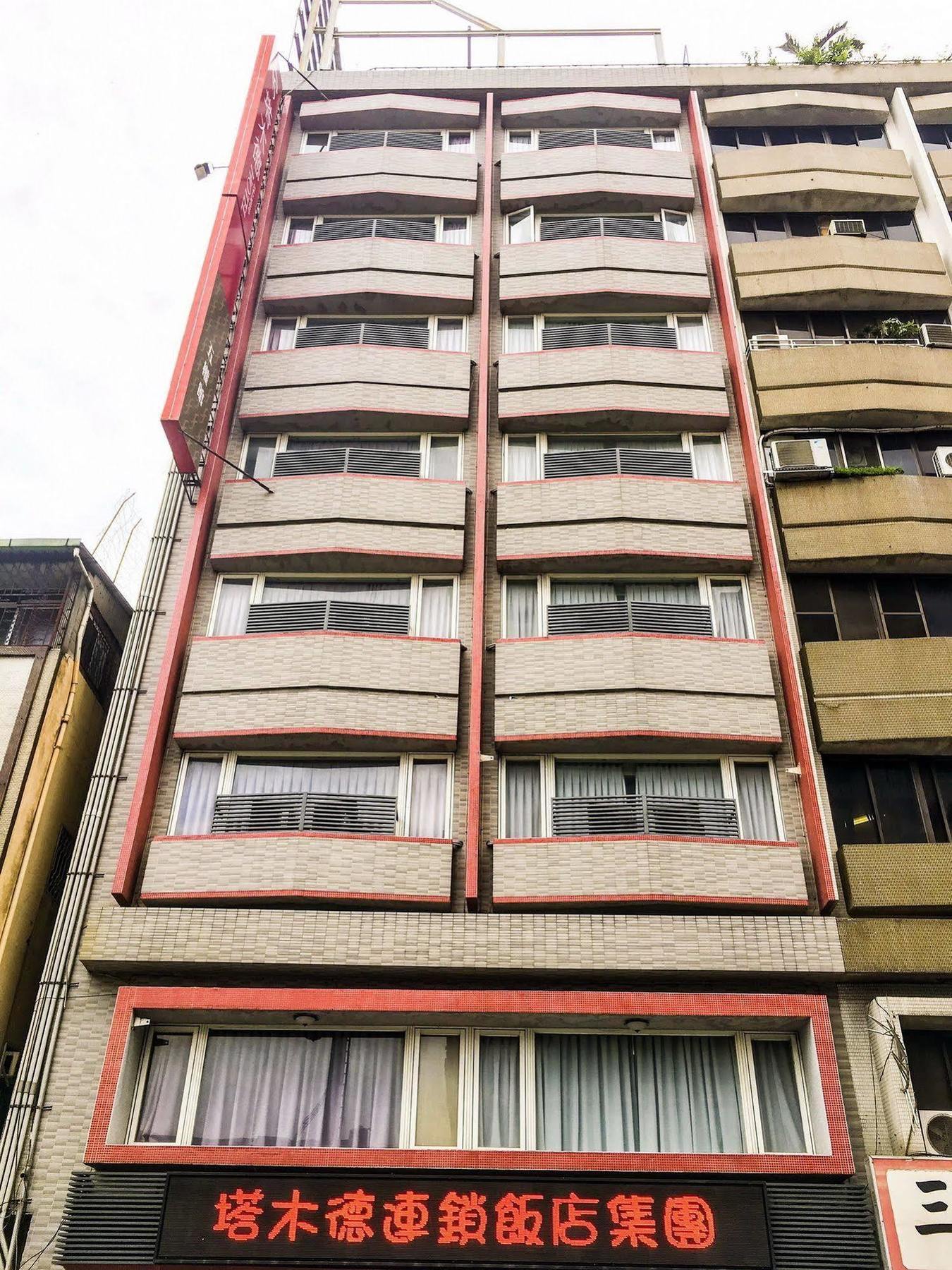 Military 75 Hotel Taichung Buitenkant foto